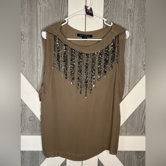 239. French Connection Beaded/Sequin Blouse size 8 - Picture 4 of 8